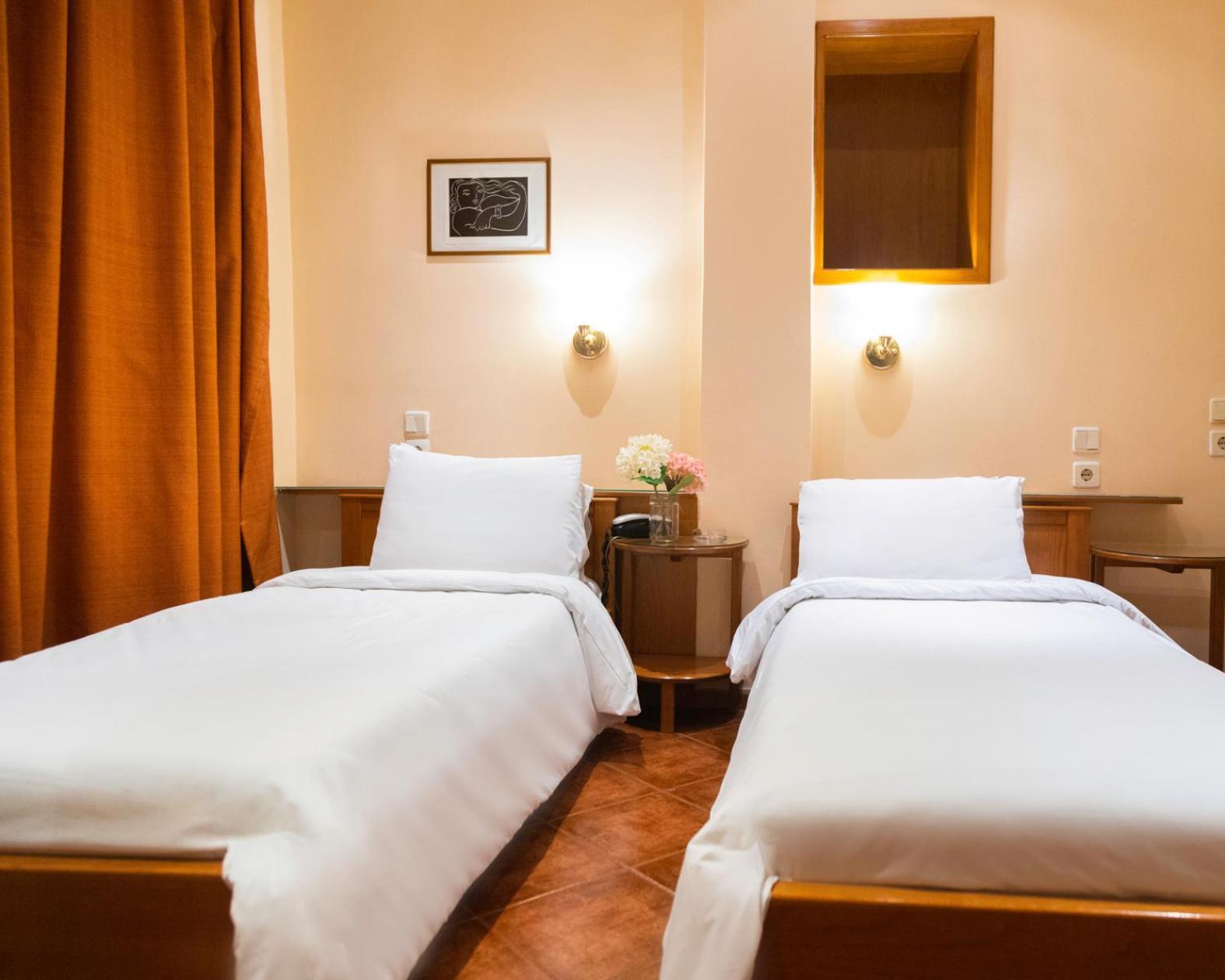 Hotel Avra Kardítsa Exteriör bild