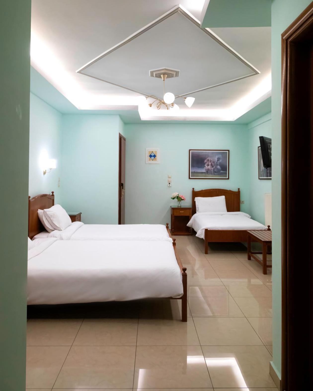 Hotel Avra Kardítsa Exteriör bild